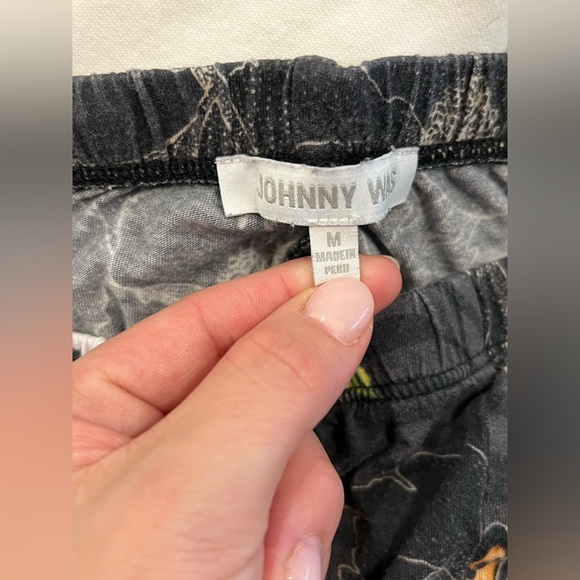 Johnny Was Butterfly Hummingbird Pajama Set Size M - Picture 10 of 12